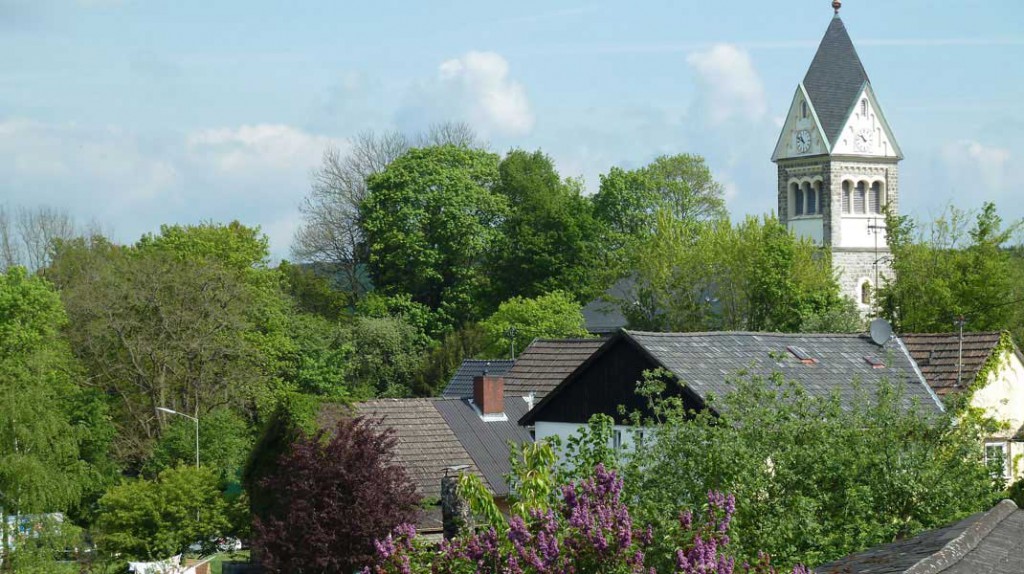 Blick-auf-die-Kirche